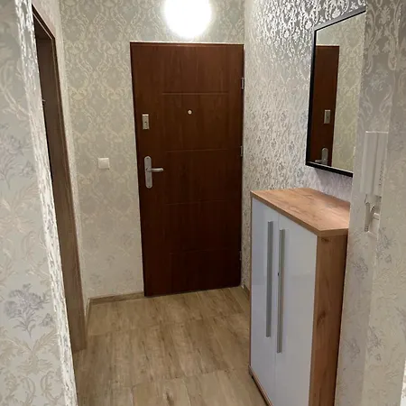 Sunny House Two Daire *